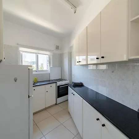 Convenient 2 Bedroom In 아파트